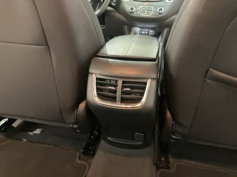 Used 2023 Chevrolet Malibu LT image 24