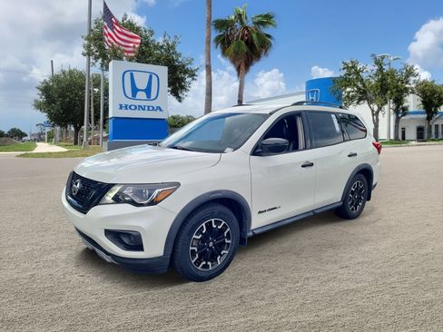 Used 2020 Nissan Pathfinder SV w/ Rock Creek Edition FWD image 4