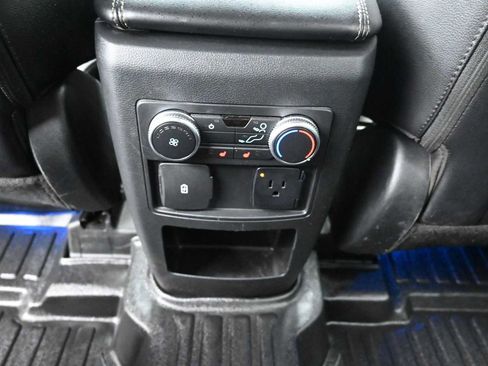 Used 2021 Ford Explorer Limited w/ Equipment Group 301A image 18