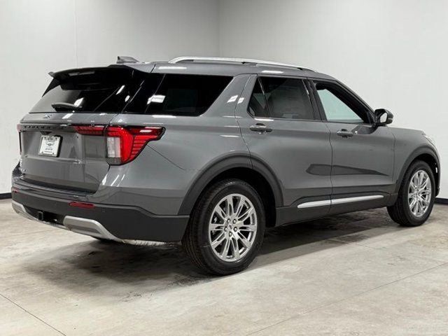 Used 2026 Ford Explorer Platinum RWD image 12
