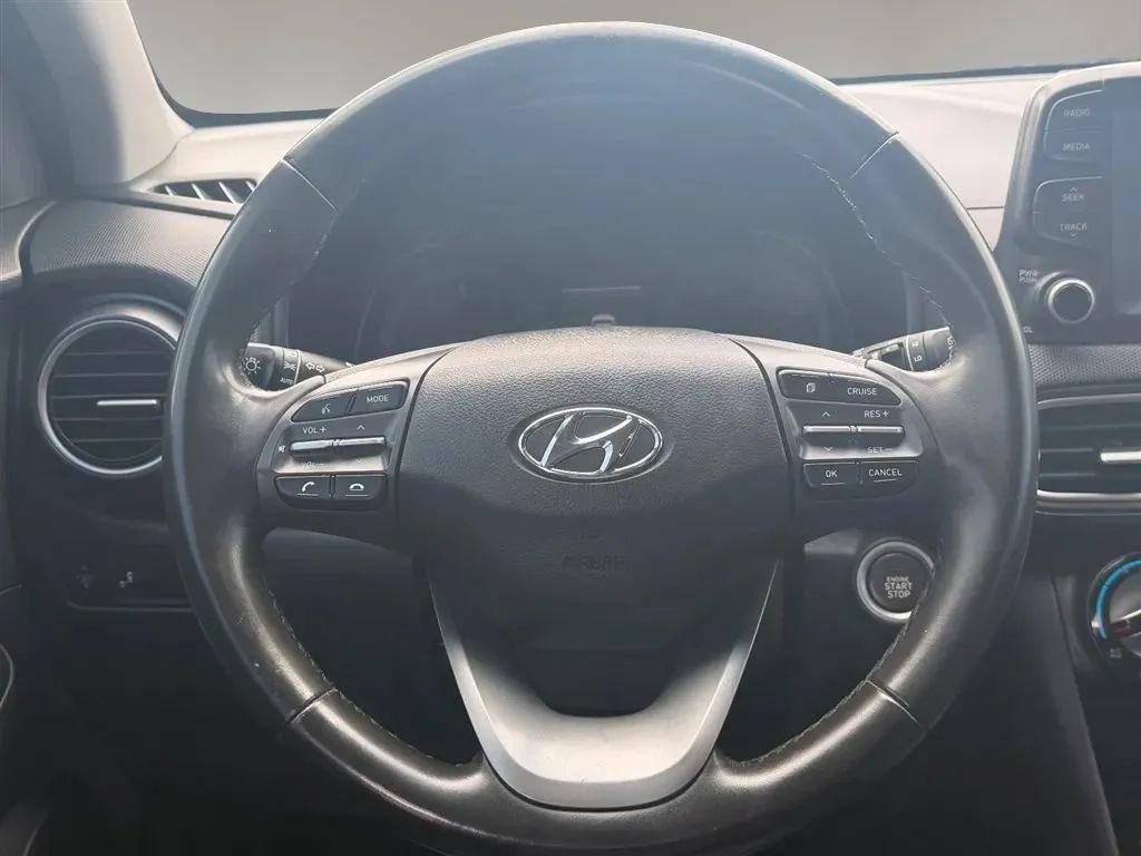 Used 2021 Hyundai Kona SEL FWD image 11