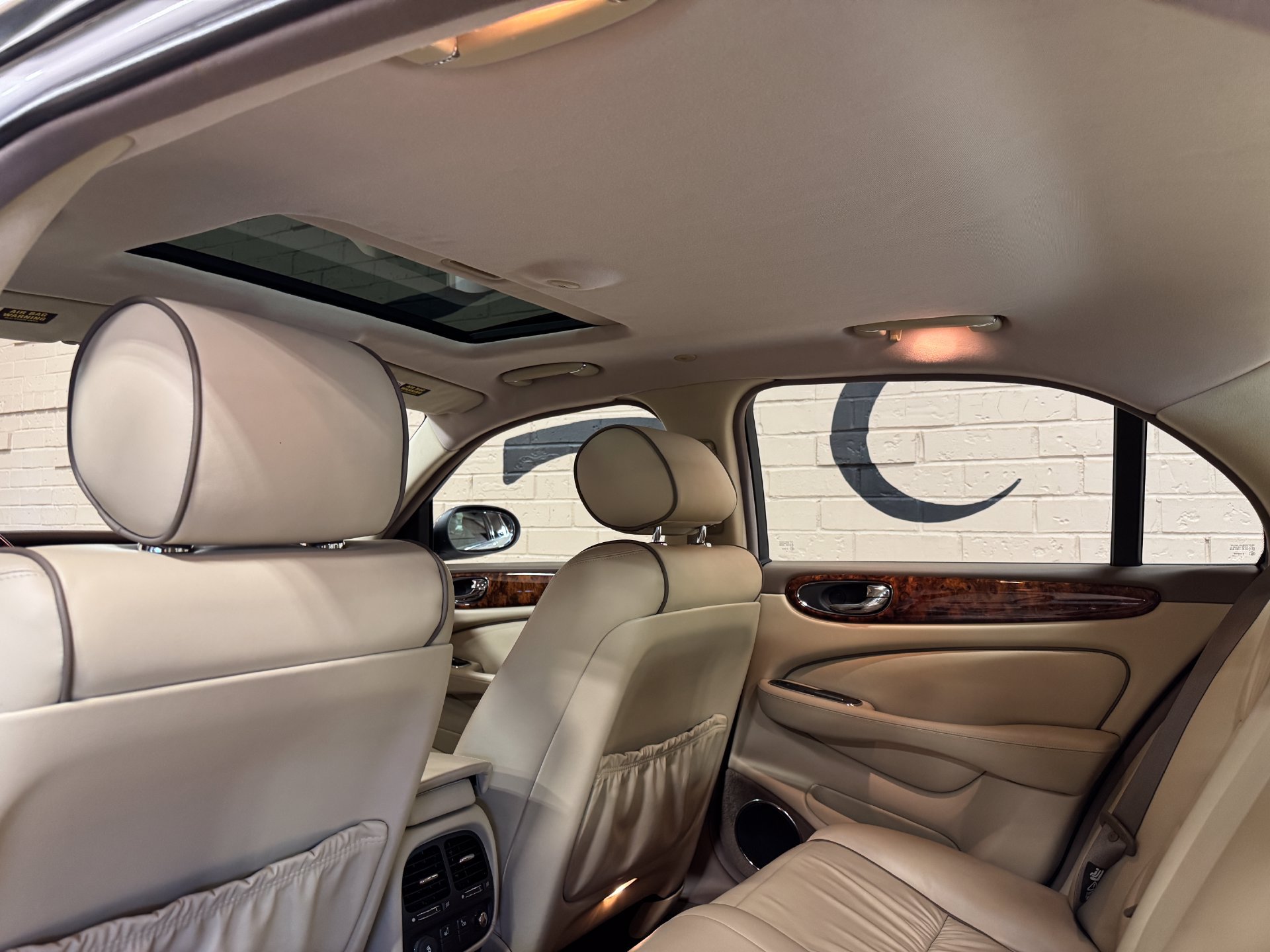 Used 2007 Jaguar XJ8 RWD image 40