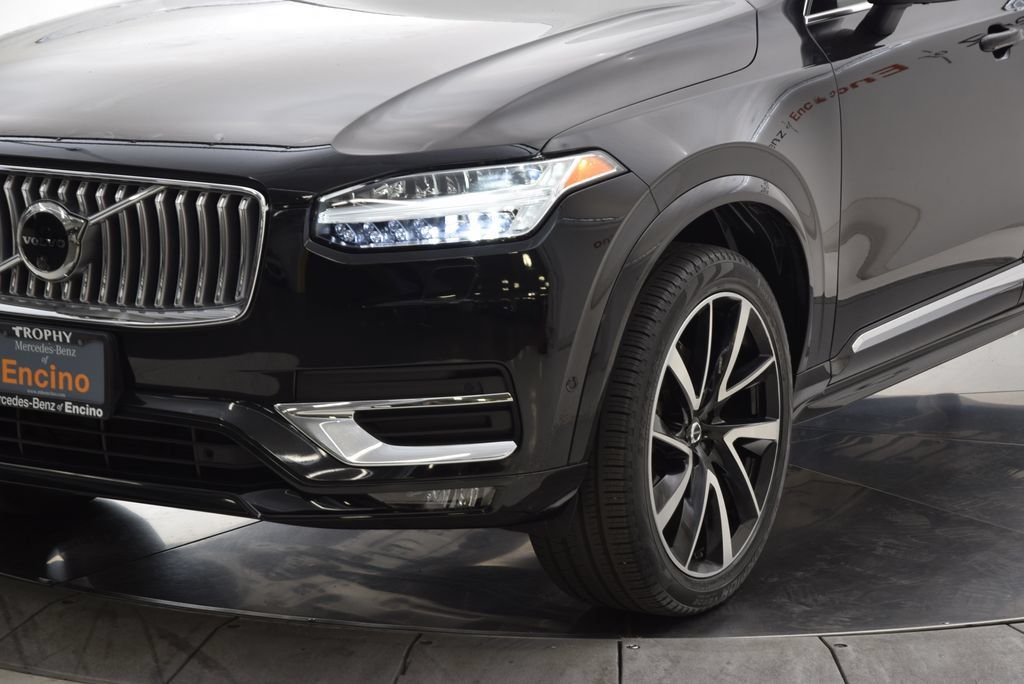 Used 2023 Volvo XC90 B5 Plus w/ Protection Package Premier AWD/4WD image 11