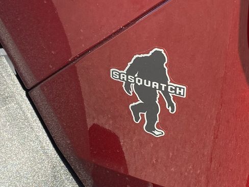 New 2025 Ford Bronco Heritage Edition image 9