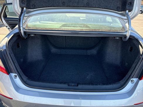 Used 2019 Honda Accord Touring image 13