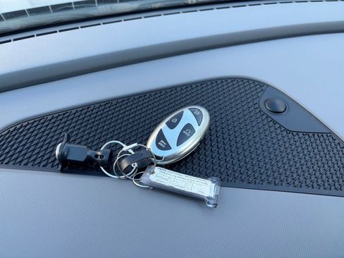 Used 2025 Hyundai Elantra SEL image 21