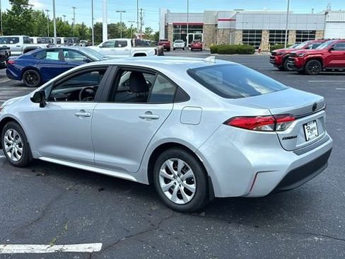 New 2026 Toyota Corolla LE FWD image 6