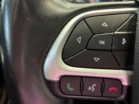Used 2019 Jeep Compass Limited AWD/4WD image 21