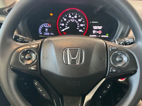 Used 2019 Honda HR-V EX image 23