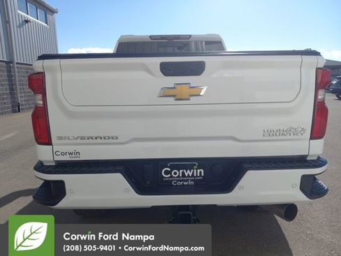 Used 2023 Chevrolet Silverado 3500 High Country w/ Z71 Off-Road Package image 4