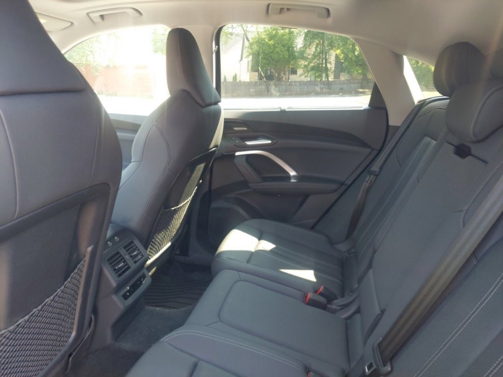 Used 2025 Audi Q5 Prestige AWD/4WD image 25