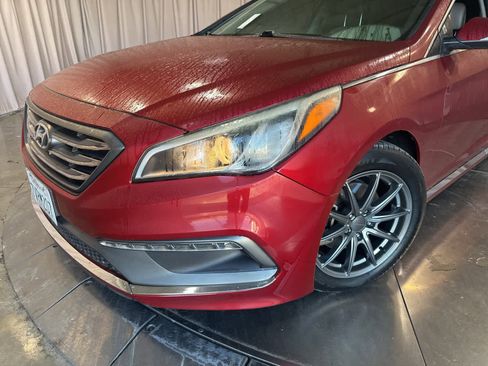 Used 2016 Hyundai Sonata Sport w/ Option Group 02 image 9