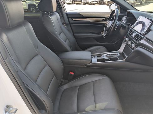Used 2022 Honda Accord Sport image 33