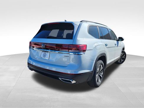 New 2026 Volkswagen Atlas SE image 5