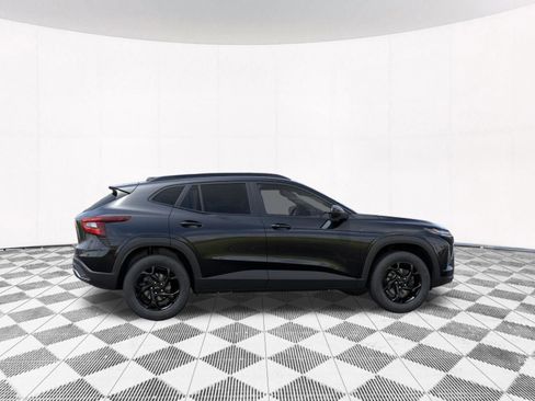 New 2026 Chevrolet Trax LT FWD image 11