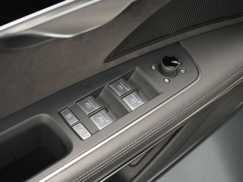 Used 2021 Audi S8 L w/ S8 Executive Package AWD/4WD image 29