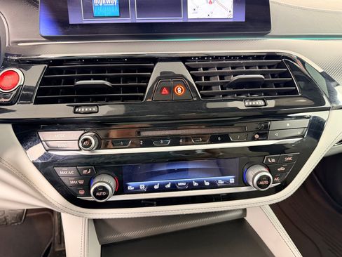 Used 2019 BMW M5 w/ Executive Package AWD/4WD image 21