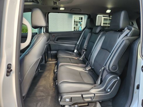 Used 2024 Honda Odyssey Touring image 29