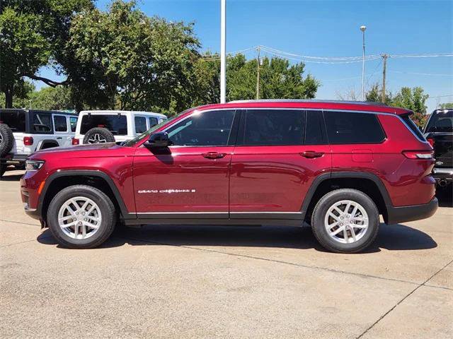 Certified 2024 Jeep Grand Cherokee L Laredo AWD/4WD image 4