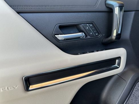 New 2026 GMC Hummer EV 4x4 Crew Cab image 11