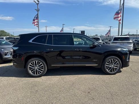 New 2026 Buick Enclave Avenir w/ Super Cruise Package AWD/4WD image 9