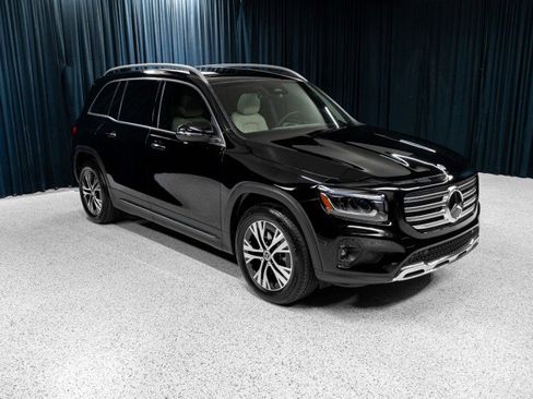 Certified 2026 Mercedes-Benz GLB 250 image 3