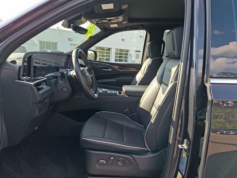 Certified 2023 Cadillac Escalade Premium Luxury w/ LPO, Floor Liner Package AWD/4WD image 13