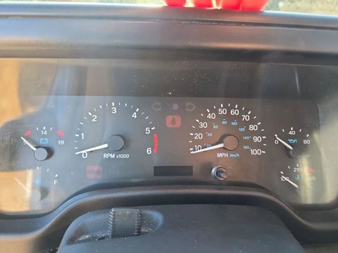 Used 2000 Jeep Wrangler SE image 15