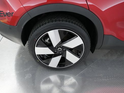Used 2023 Volvo C40 P8 Recharge Ultimate AWD/4WD image 9