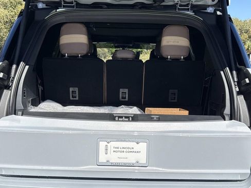 New 2026 Lincoln Navigator Black Label image 13