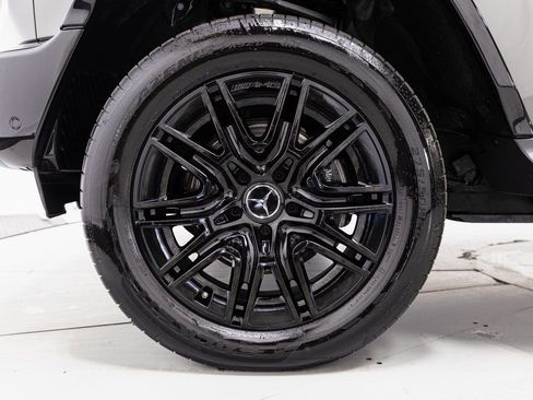 Certified 2025 Mercedes-Benz G 580 w/ EQ Technology image 38
