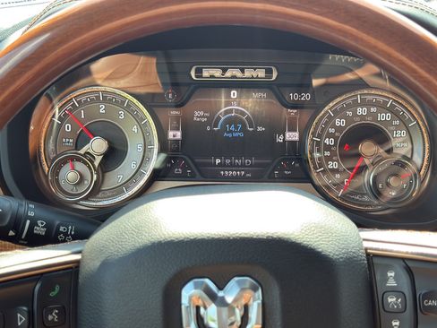 Used 2019 RAM 1500 Limited RWD image 18