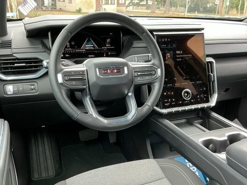 Certified 2025 GMC Acadia Elevation image 30