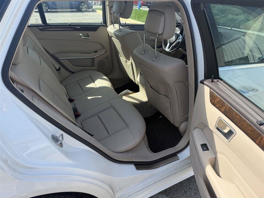 Used 2016 Mercedes-Benz E 350 4MATIC Wagon image 24