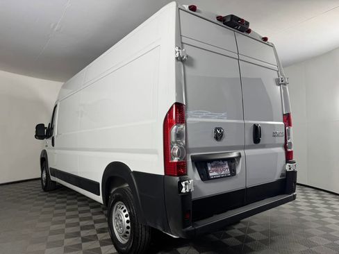 Used 2025 RAM ProMaster 2500 w/ Convenience Group FWD image 25