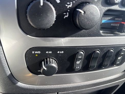 Used 2005 Dodge Ram 3500 Truck SLT image 13