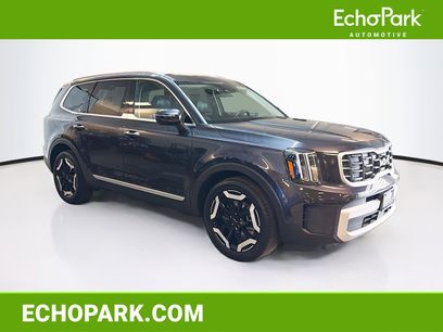 Used 2025 Kia Telluride S