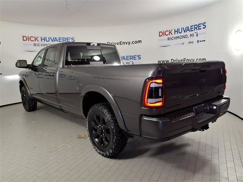 Used 2022 RAM 3500 Limited image 6