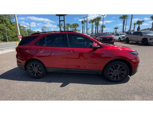 Used 2024 Chevrolet Equinox RS FWD image 9