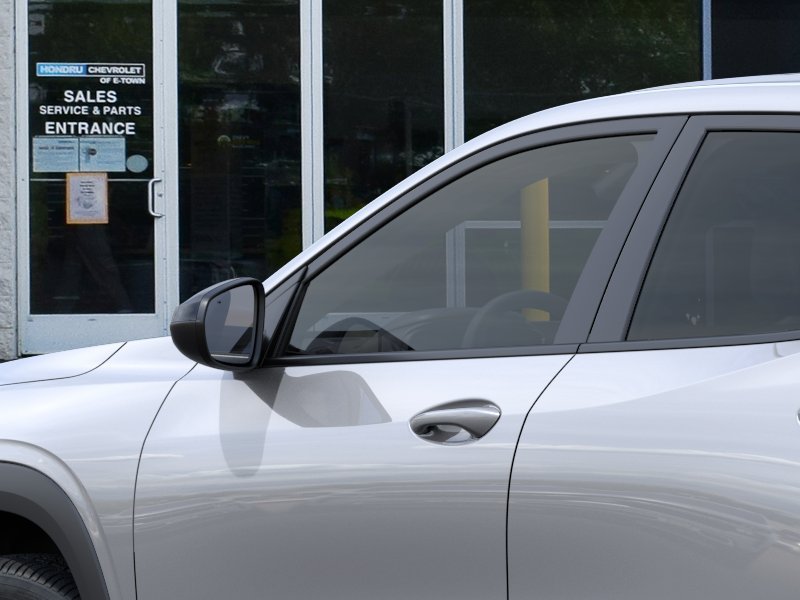 New 2026 Chevrolet Trax RS w/ Driver Confidence Package FWD image 36