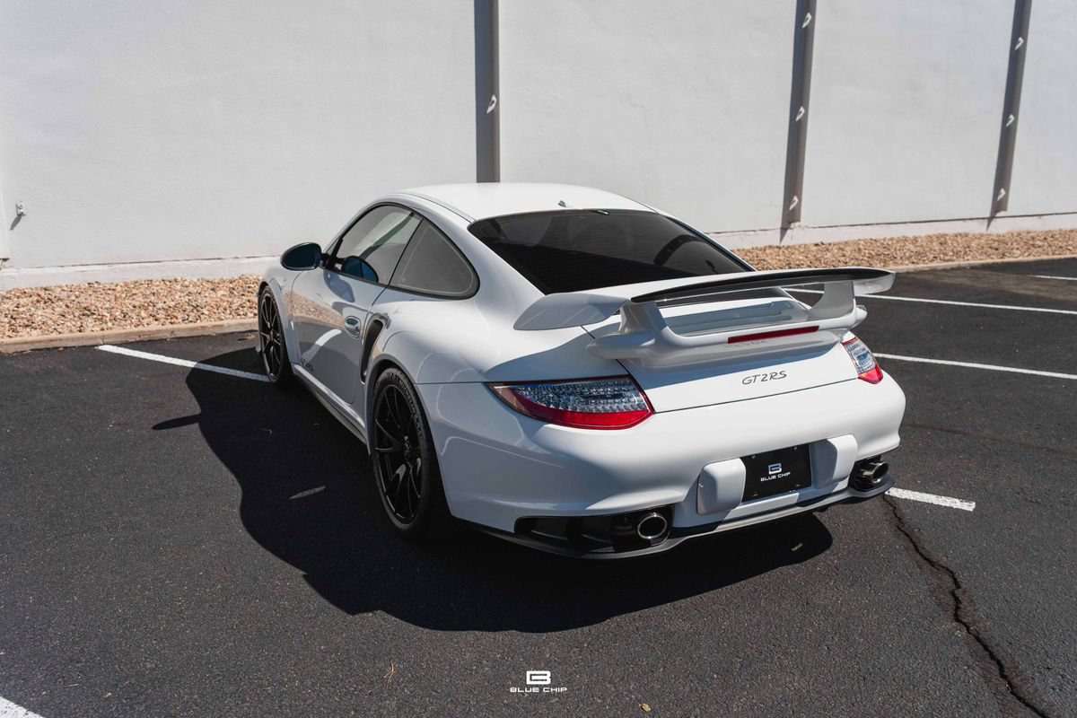 Used 2011 Porsche 911 GT2 RS RWD image 37