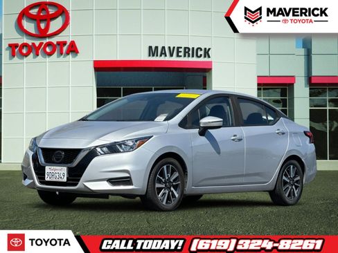 Used 2021 Nissan Versa SV image 1