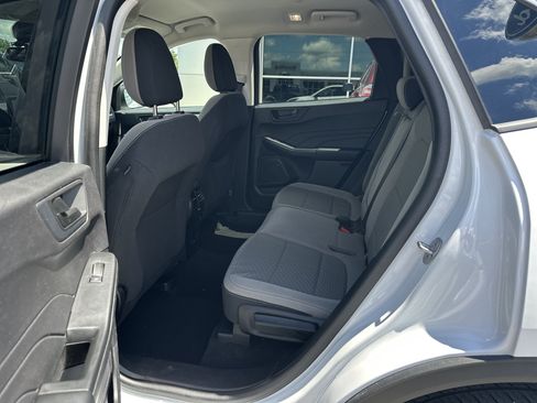 Used 2022 Ford Escape SE w/ Convenience Package AWD/4WD image 7