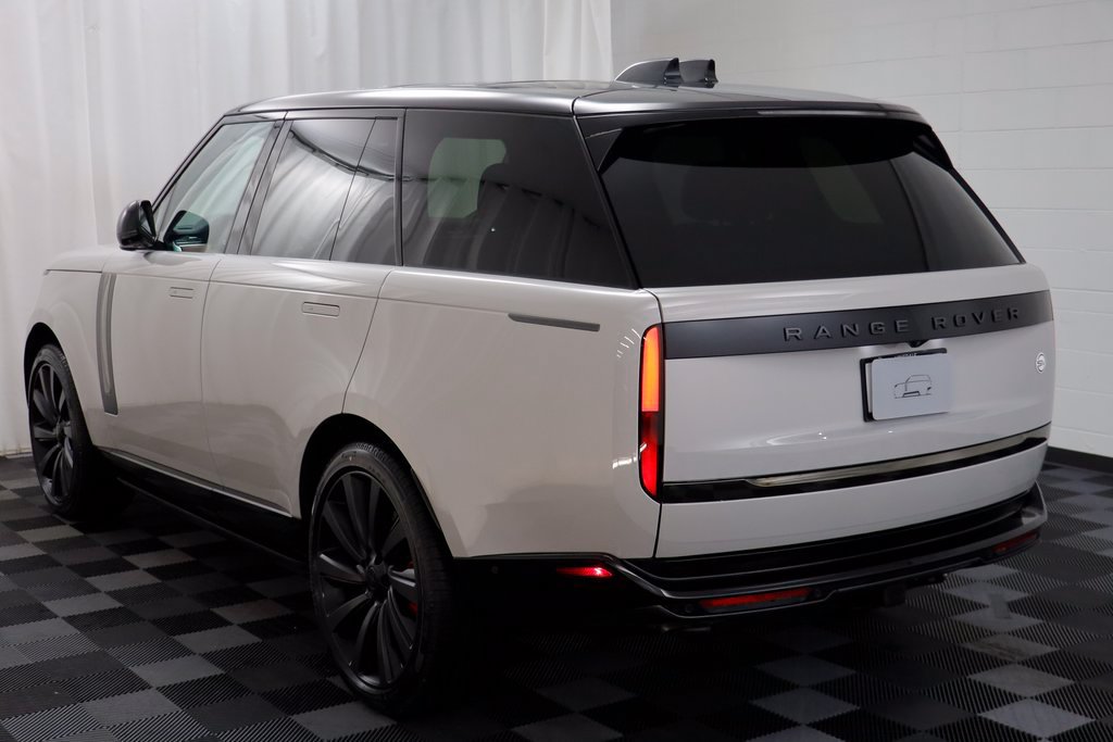 New 2026 Land Rover Range Rover SV AWD/4WD image 21