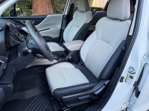 Used 2024 Subaru Forester AWD/4WD image 13