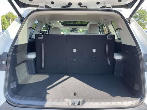 Used 2026 Toyota Grand Highlander FWD image 13