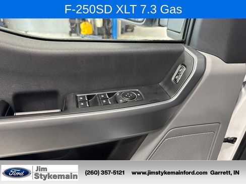 Used 2024 Ford F250 XLT AWD/4WD image 21