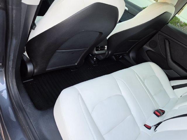 Used 2021 Tesla Model 3 Performance AWD/4WD image 23