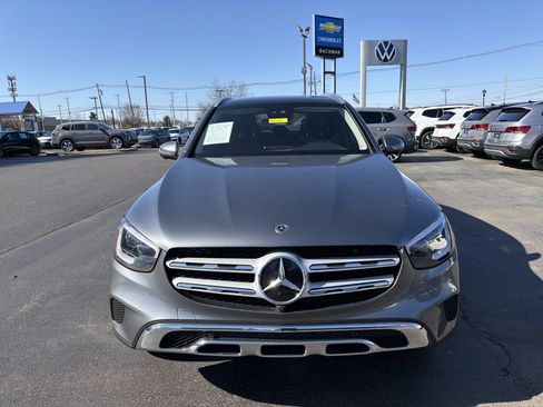Used 2022 Mercedes-Benz GLC 300 4MATIC image 3