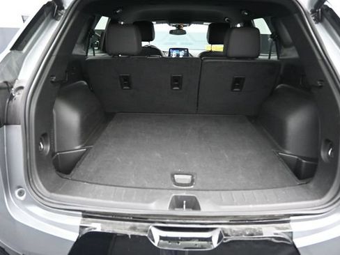 Used 2025 Chevrolet Blazer RS AWD/4WD image 42